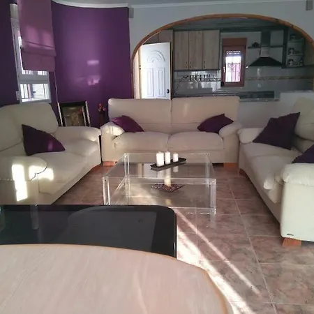 San Luis Vila Los Montesinos